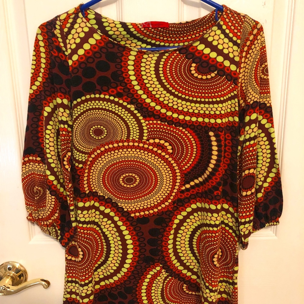 Small Hourglass Fall Geometric Print Top